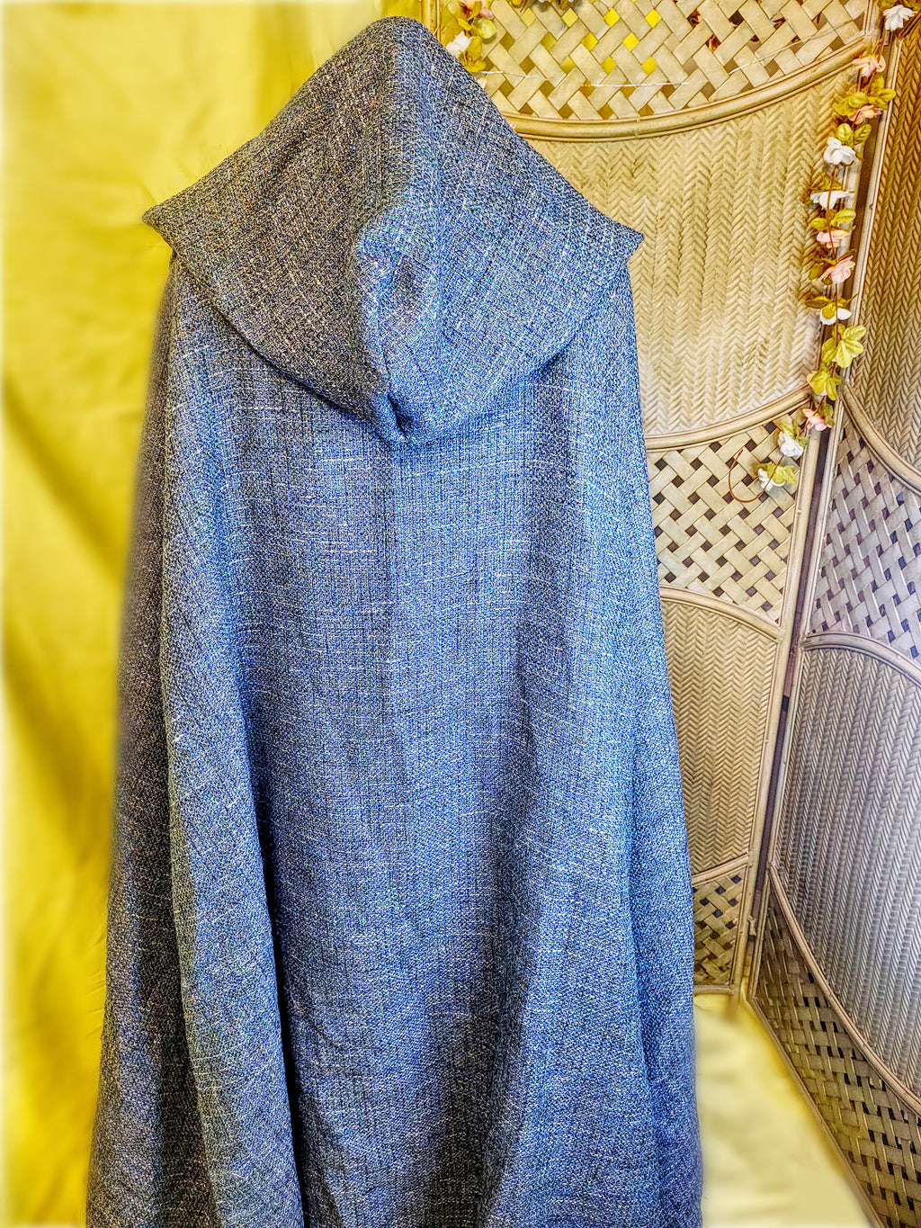 Cloak of Many Pockets