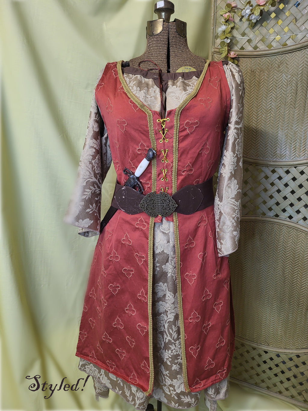 Gold Under Dress with Brown Collar